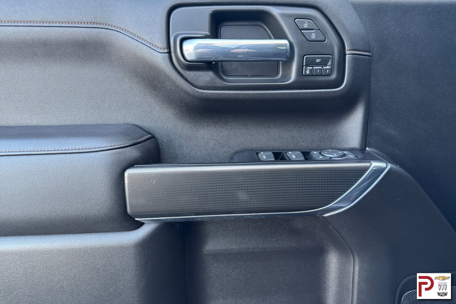 Used 2019 GMC Sierra 1500 AT4 w/ AT4 Premium Package AWD/4WD image 8