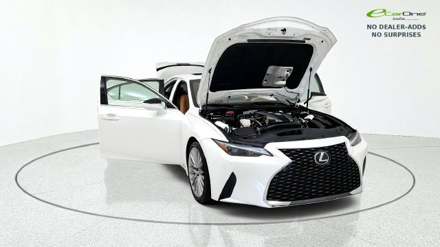 Used 2024 Lexus IS 300 w/ Premium Package RWD image 11