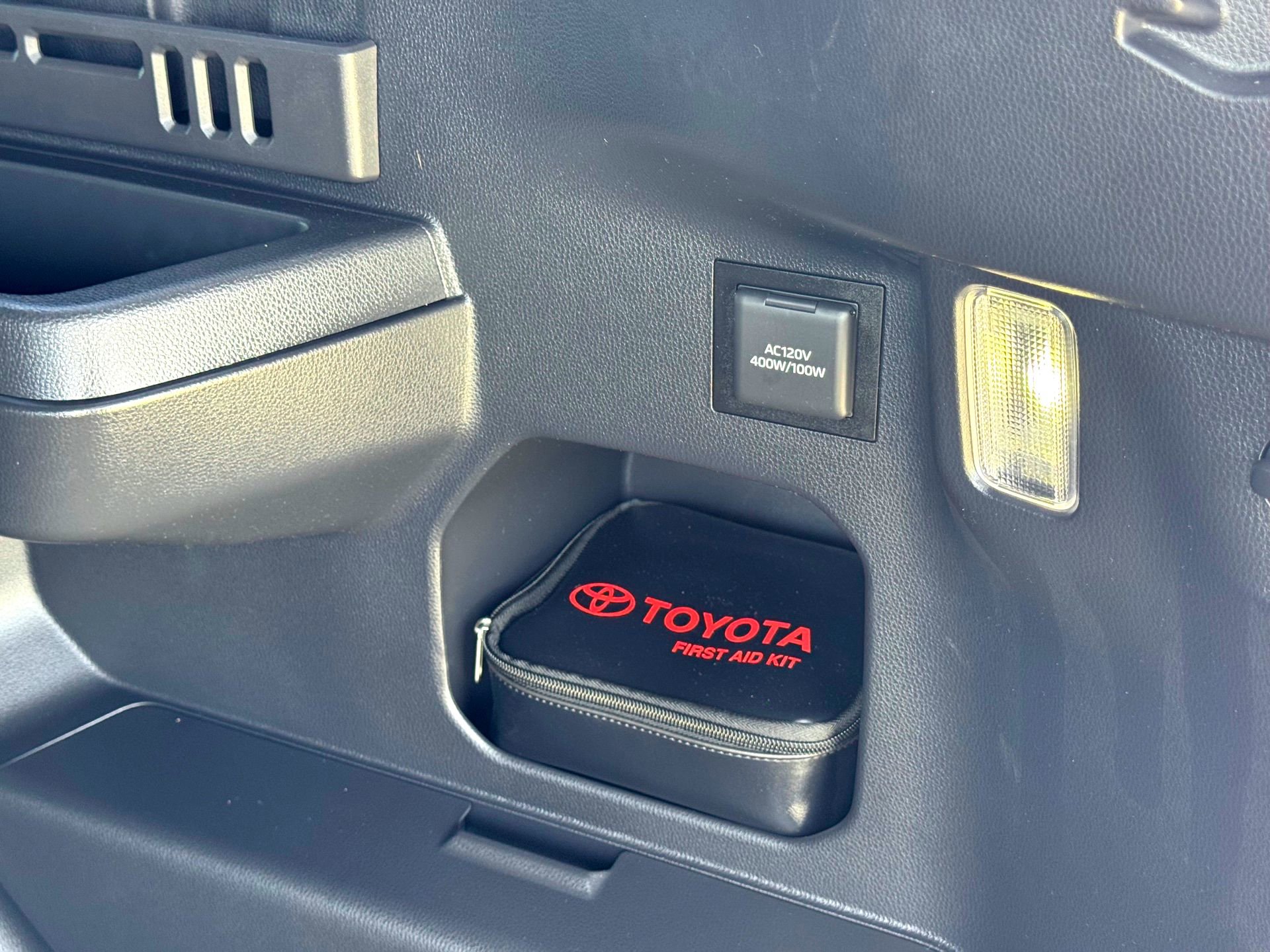 Used 2025 Toyota 4Runner TRD Off-Road image 9