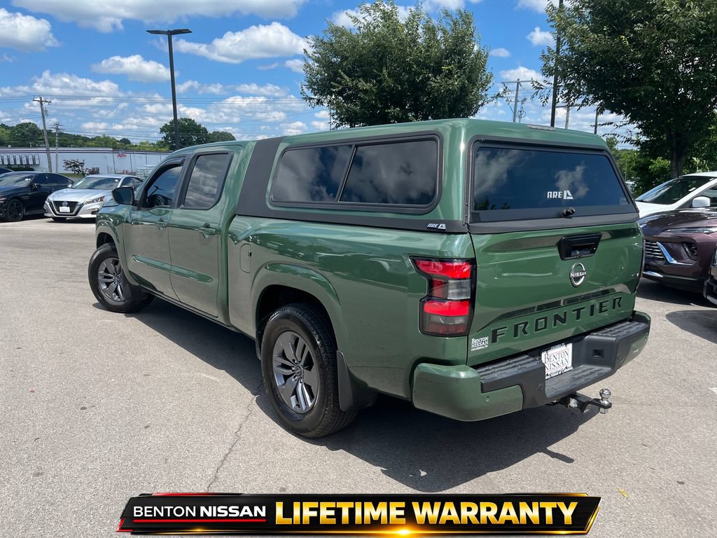 Used 2022 Nissan Frontier SV w/ Technology Package RWD image 6