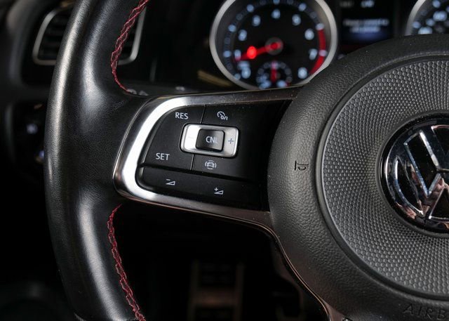 Used 2021 Volkswagen GTI SE image 22