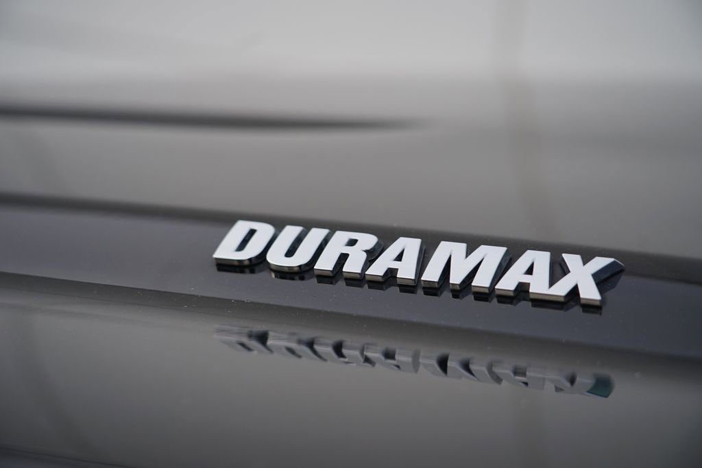 Used 2020 Chevrolet Silverado 1500 LTZ w/ LTZ Premium Package image 36