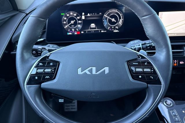 Certified 2024 Kia Niro Wave image 31