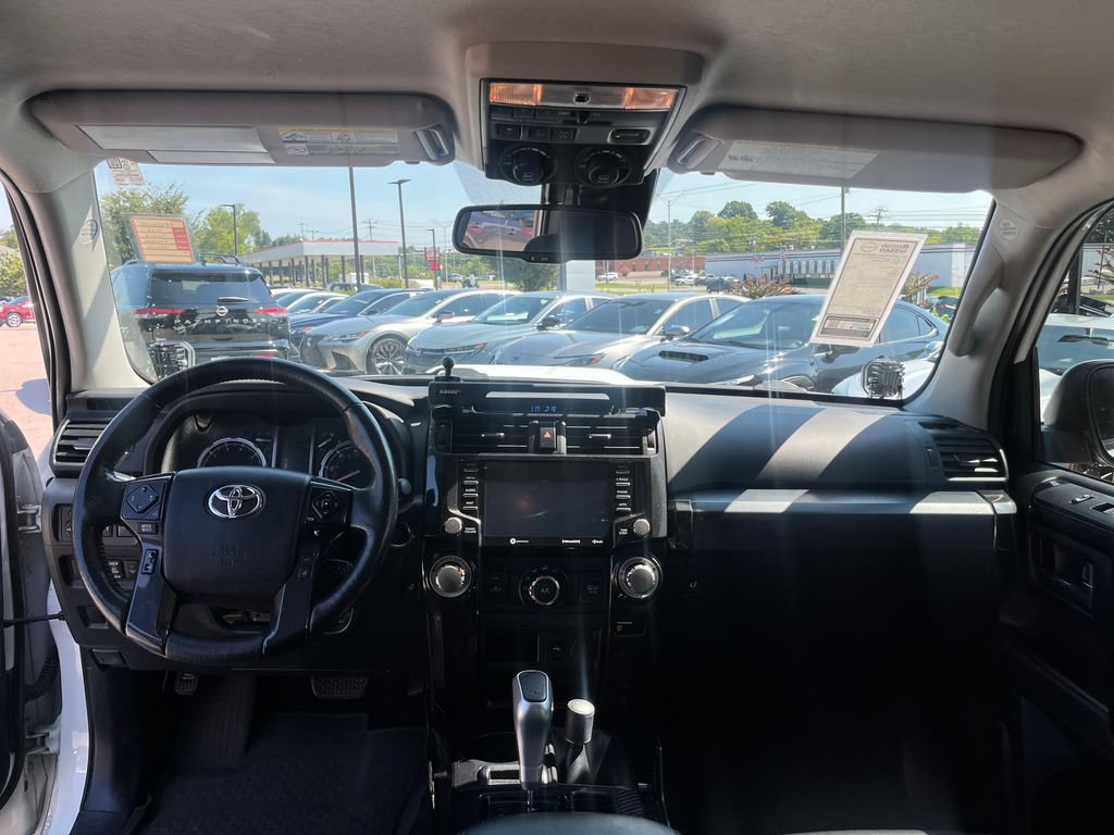 Used 2023 Toyota 4Runner TRD Off-Road Premium AWD/4WD image 23