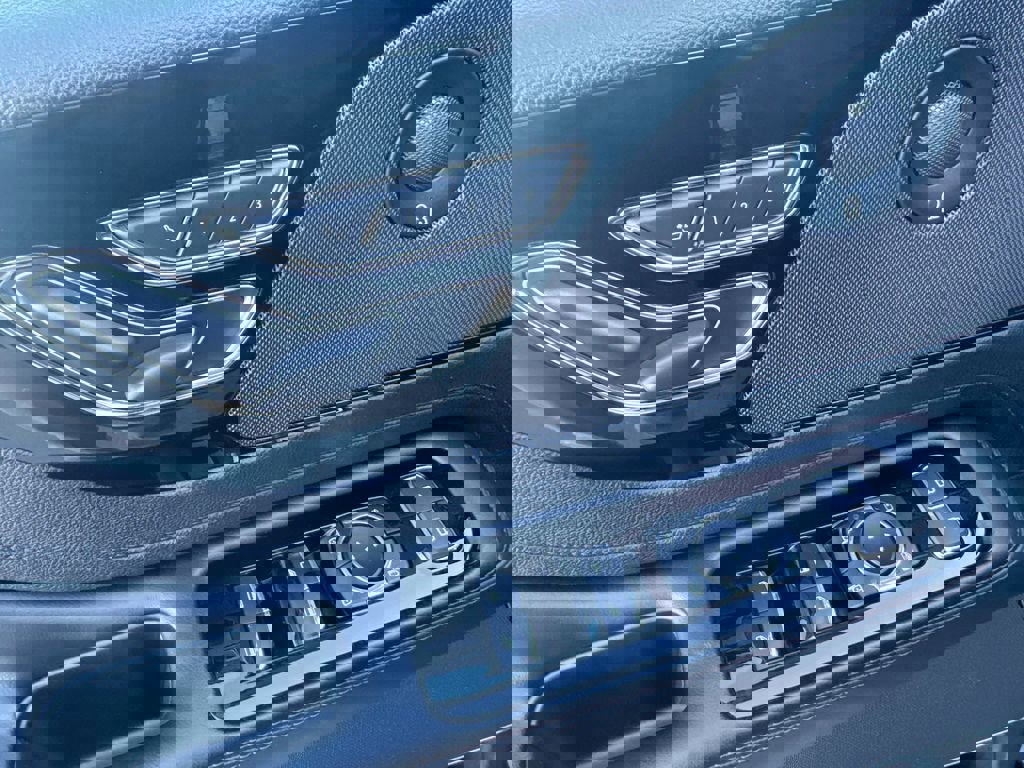 Used 2023 Lincoln Aviator Reserve image 24