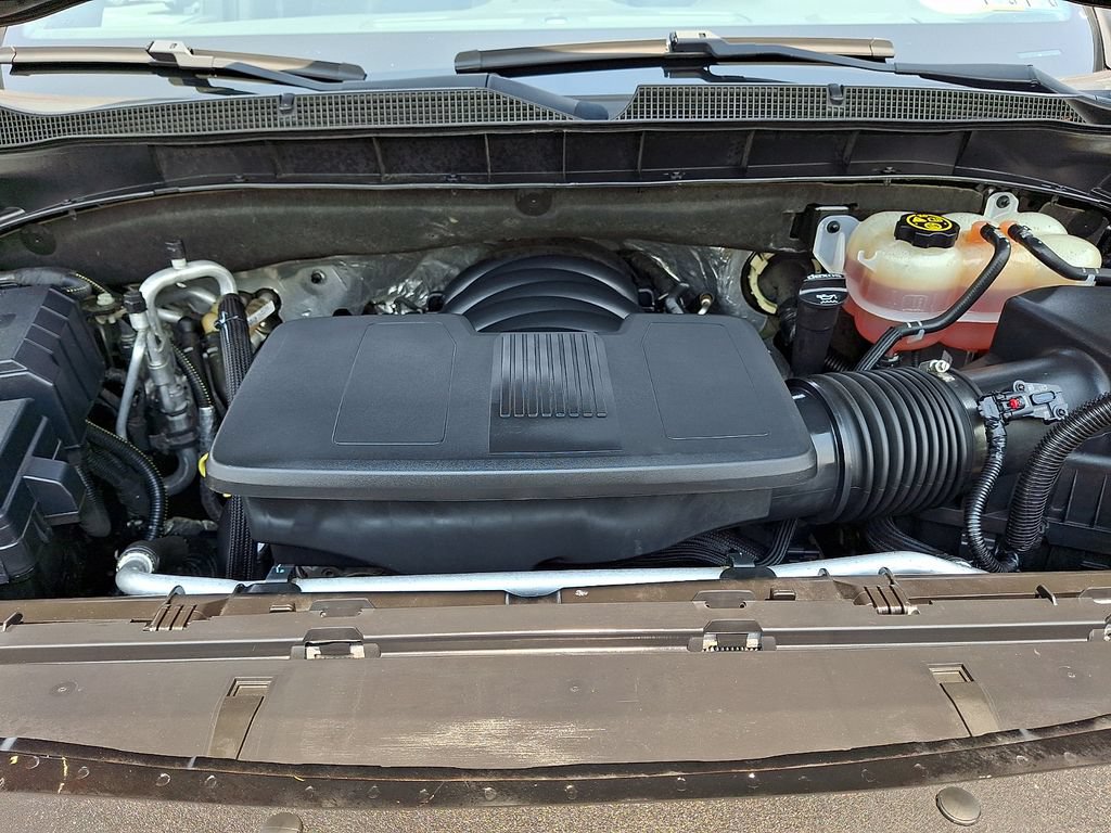 Used 2021 Chevrolet Suburban LS AWD/4WD image 28