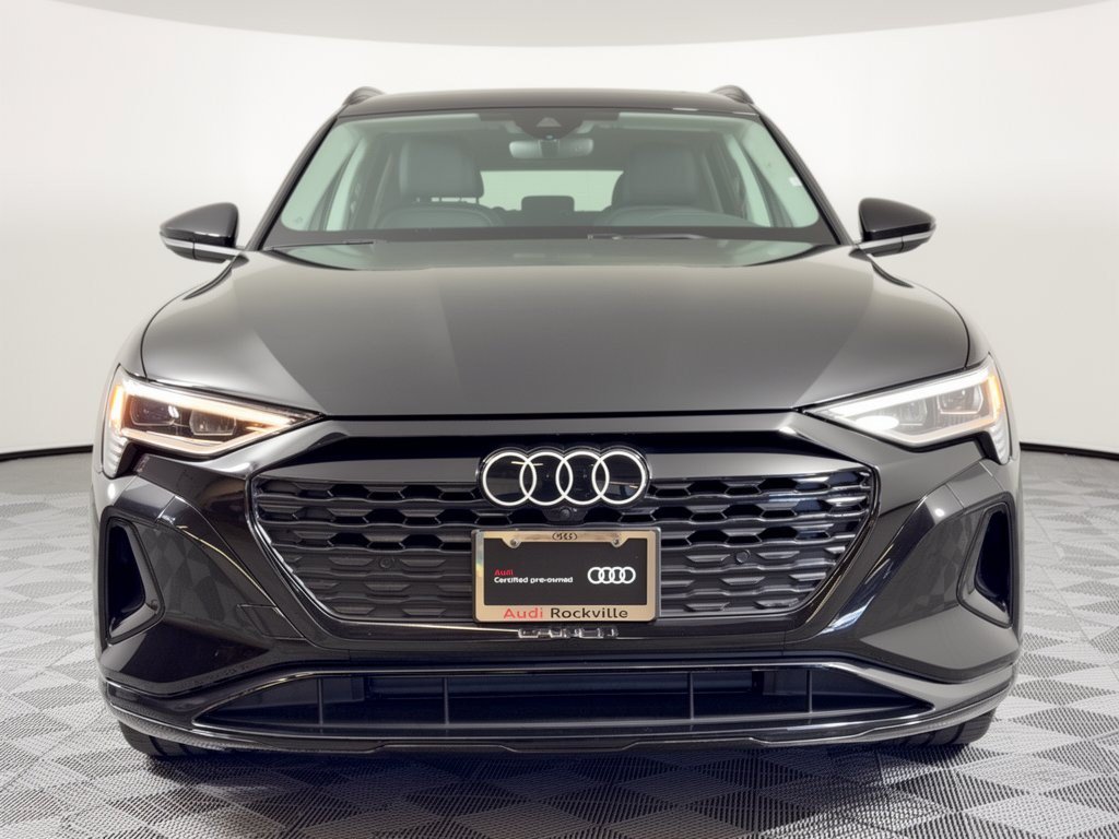 Used 2024 Audi Q8 e-tron Premium AWD/4WD image 6