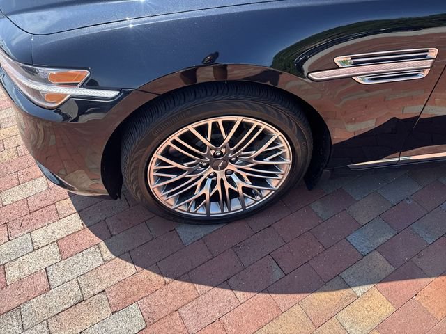 Used 2021 Genesis G90 5.0 Ultimate RWD image 10