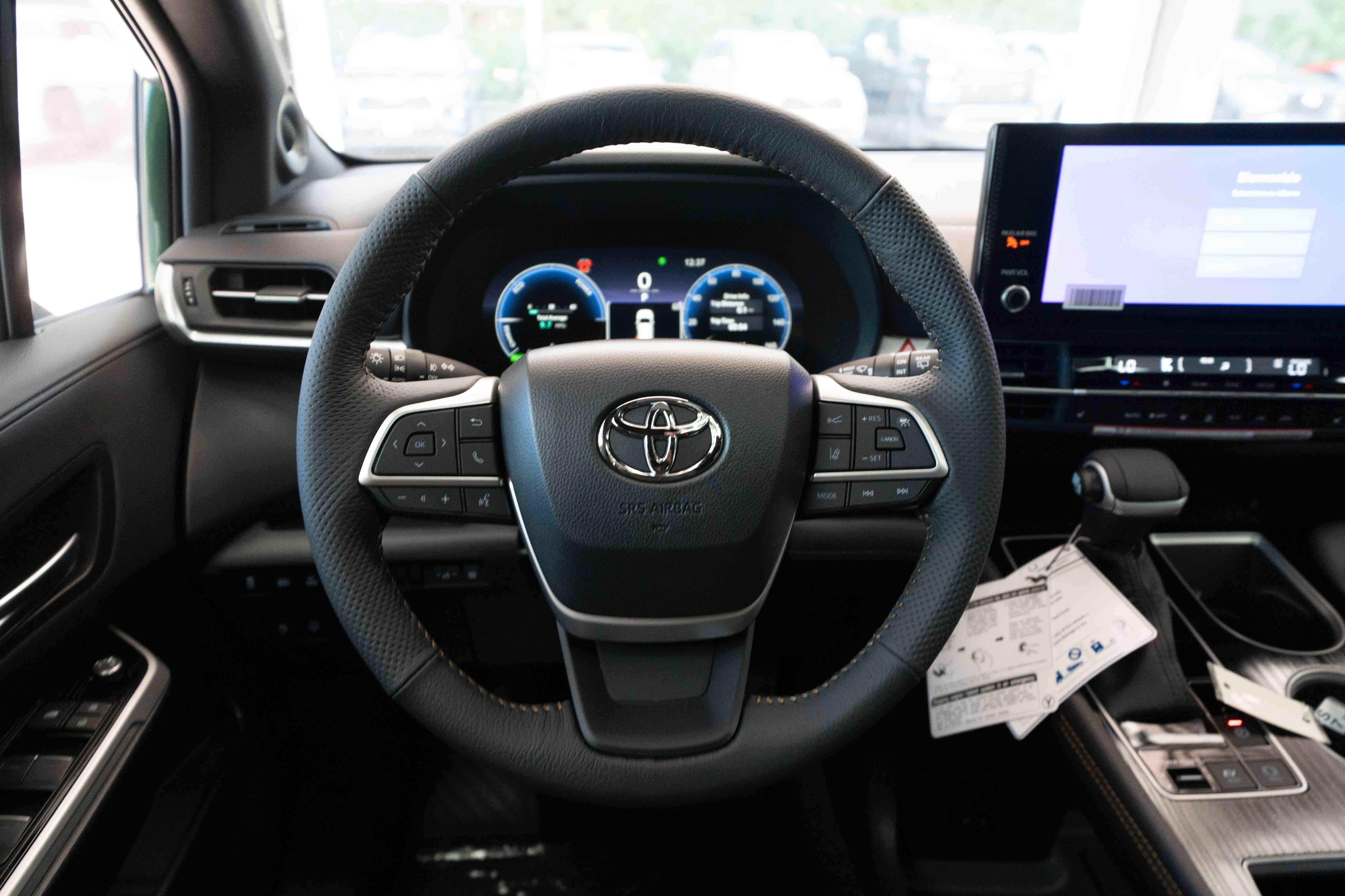 New 2026 Toyota Sienna XLE Woodland Edition AWD/4WD image 21