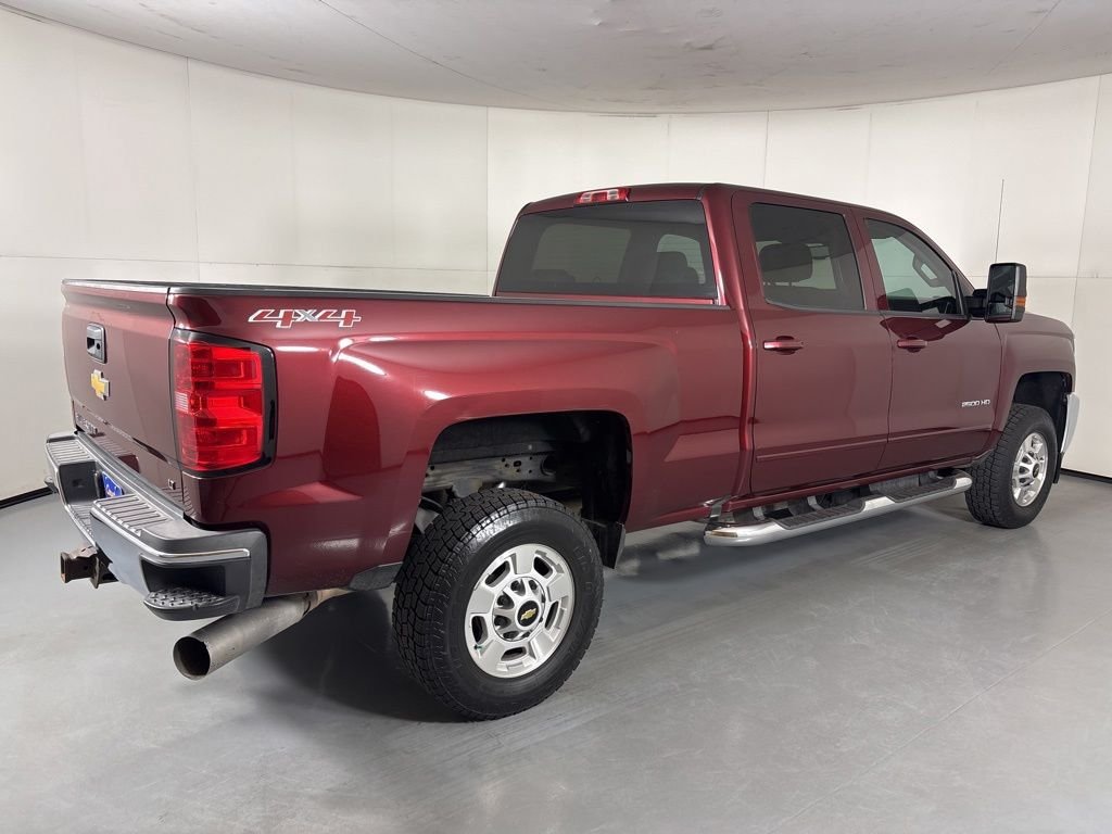 Used 2016 Chevrolet Silverado 2500 LT w/ LT Convenience Package AWD/4WD image 8