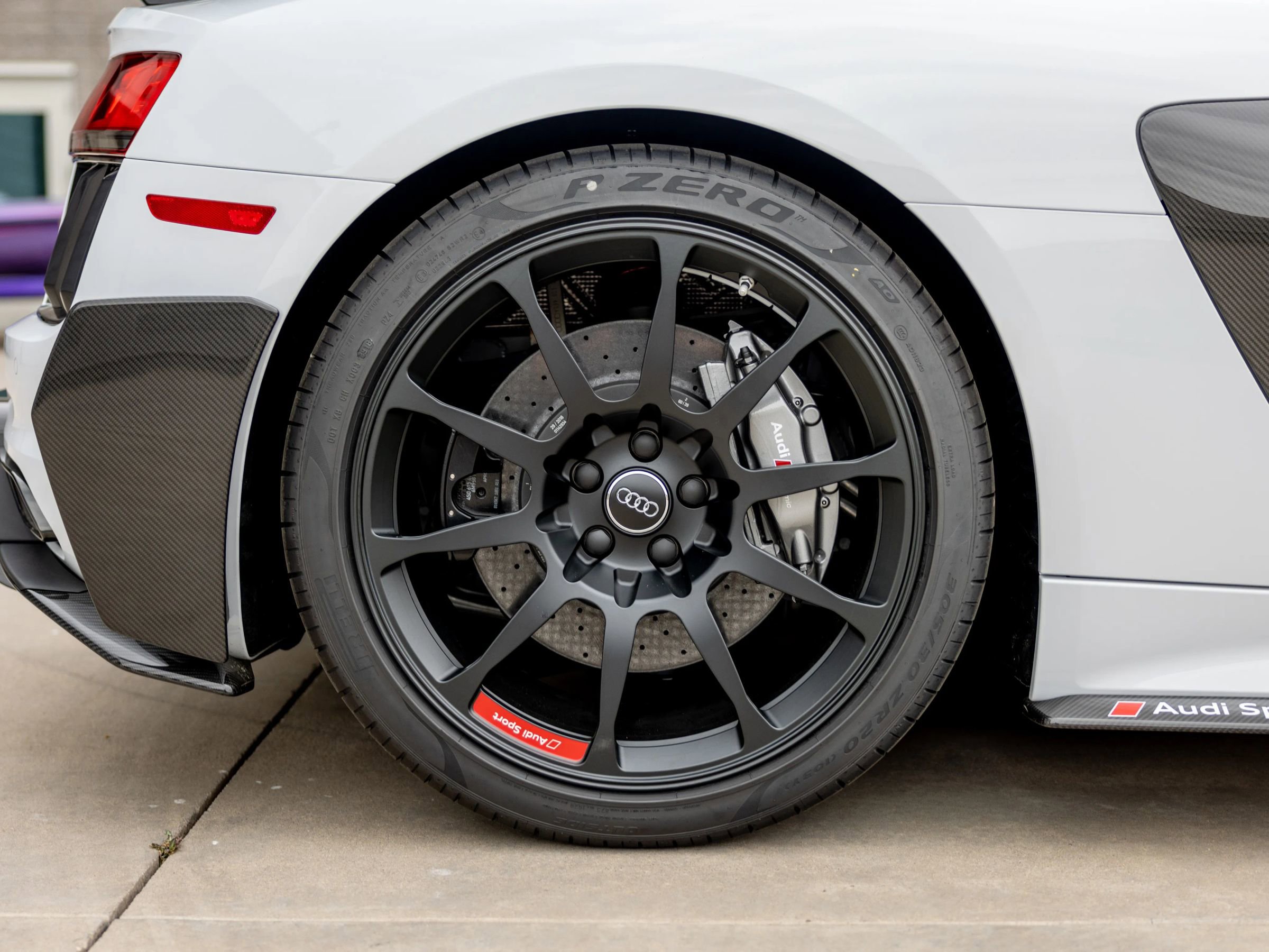 Used 2018 Audi R8 V10 plus image 29