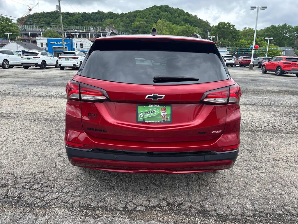 Used 2024 Chevrolet Equinox RS AWD/4WD image 4