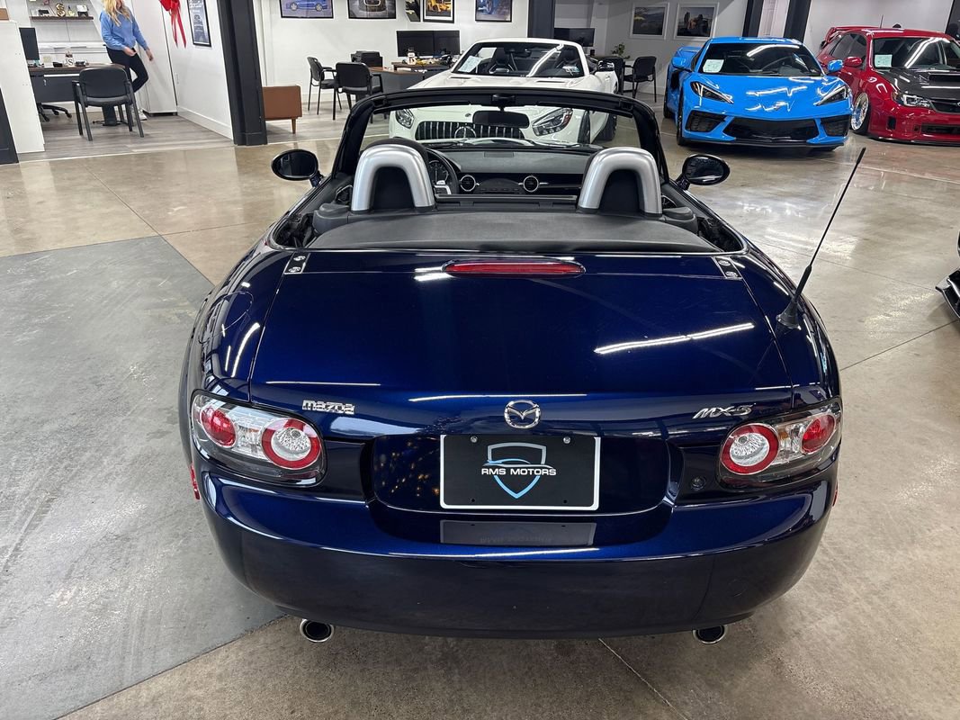 Used 2008 MAZDA MX-5 Miata Sport image 12