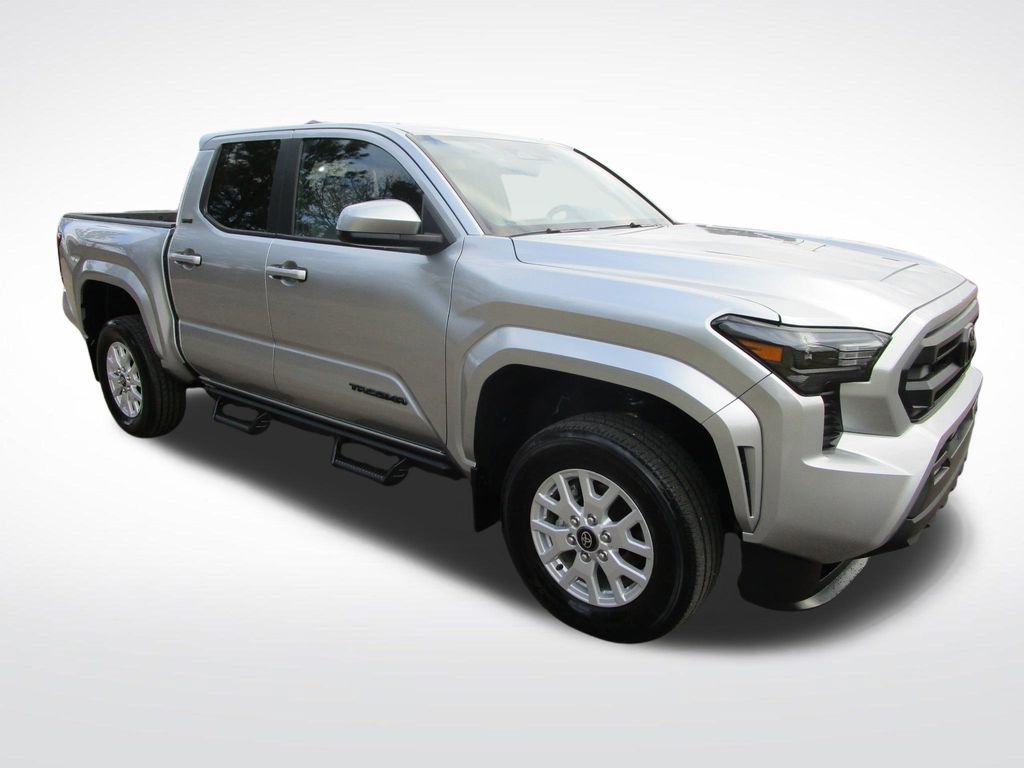 Used 2024 Toyota Tacoma SR5 image 5