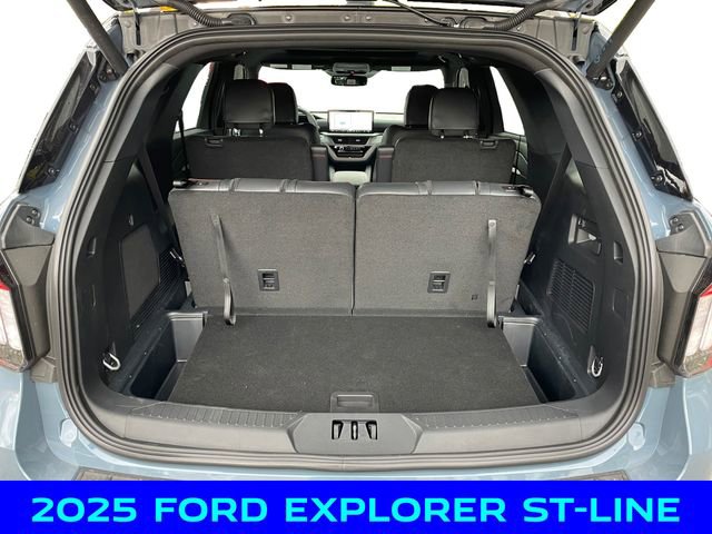 New 2025 Ford Explorer ST-Line w/ Premium Package image 5