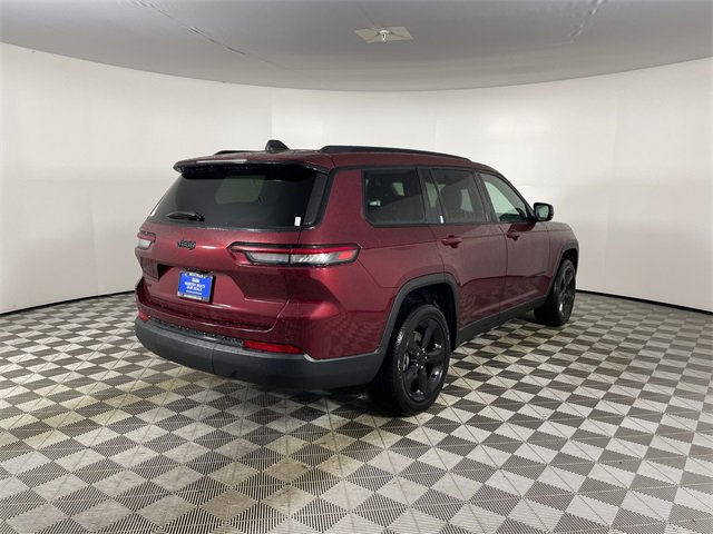 New 2025 Jeep Grand Cherokee L Laredo image 6