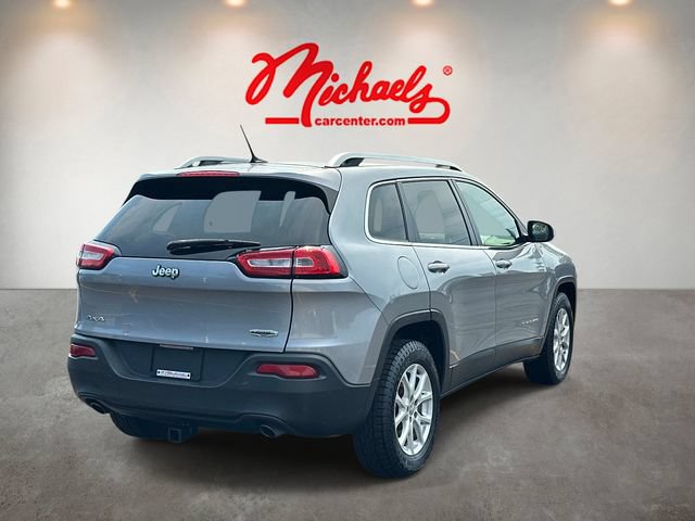 Used 2014 Jeep Cherokee Latitude w/ Cold Weather Group AWD/4WD image 3