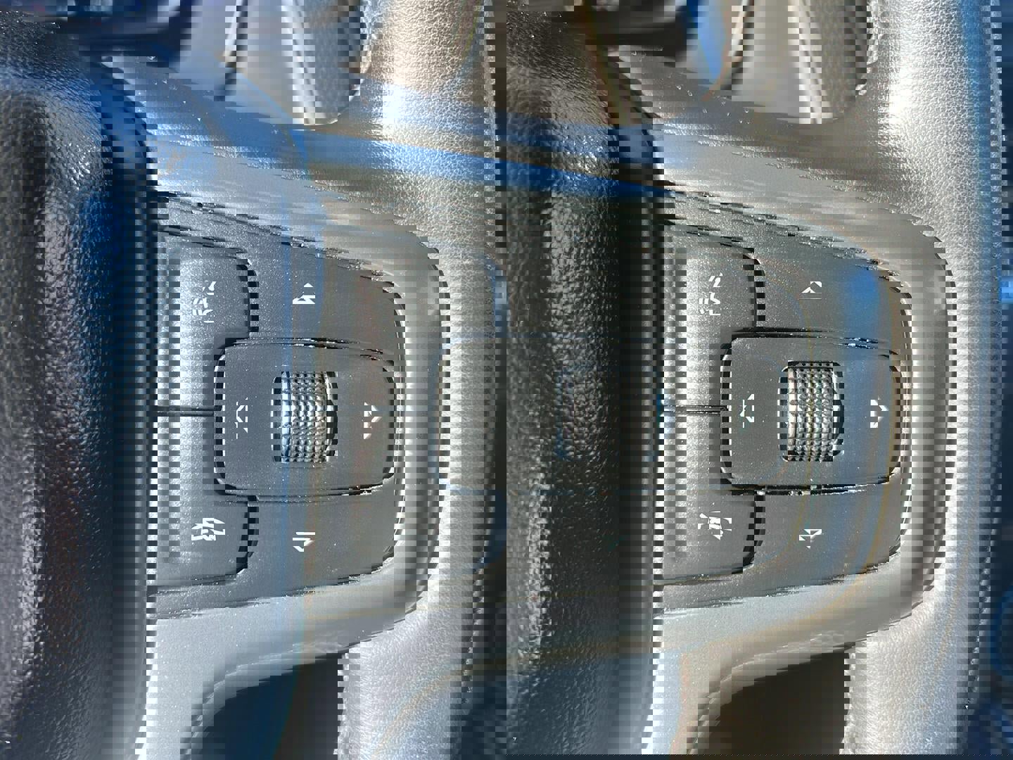 Used 2024 Chevrolet Suburban Premier image 54