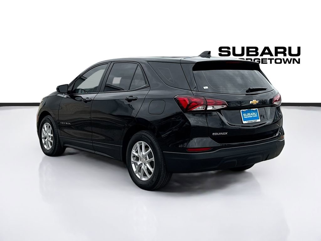 Used 2023 Chevrolet Equinox LS image 5