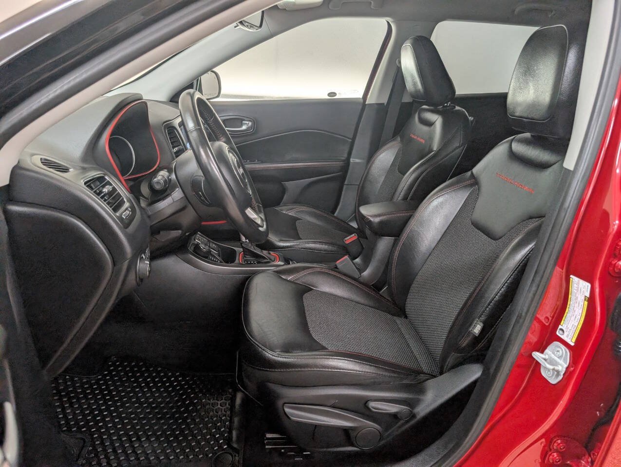 Used 2018 Jeep Compass Trailhawk w/ Safety & Security Group AWD/4WD image 7