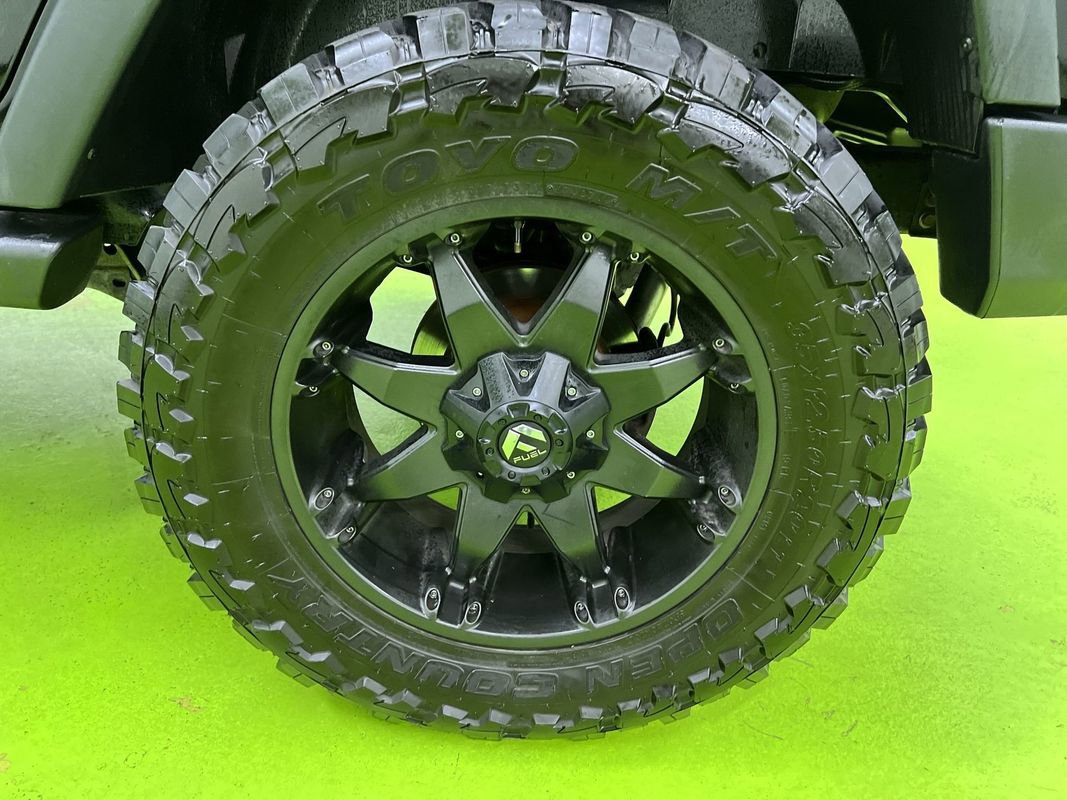 Used 2015 Jeep Wrangler Unlimited Sport w/ Quick Order Package 24S AWD/4WD image 14