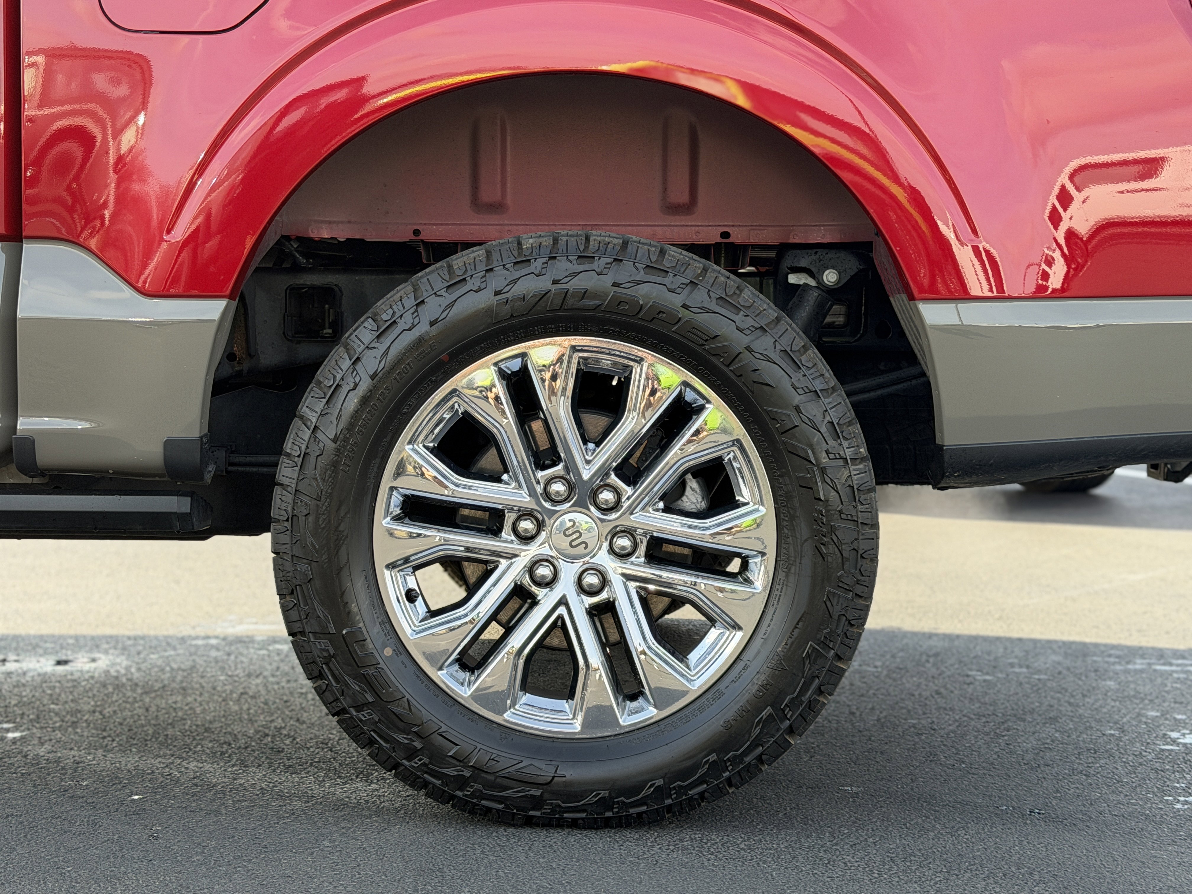 Used 2025 Ford F150 King Ranch image 9