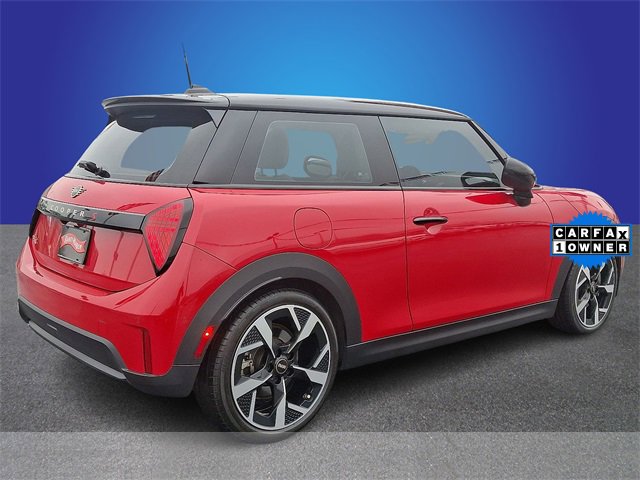 Used 2025 MINI Cooper S image 4
