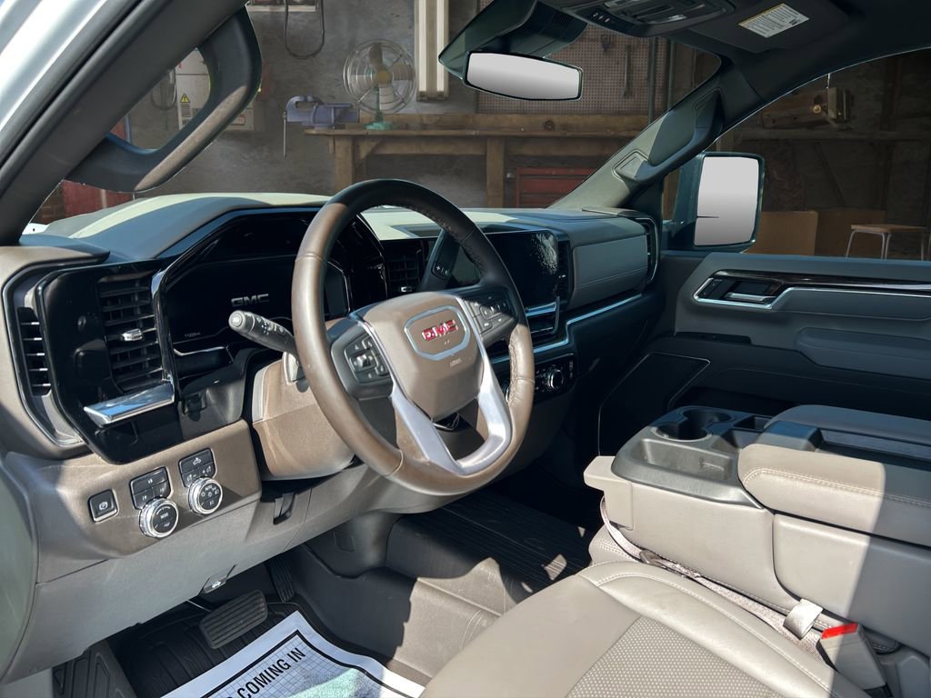 Certified 2025 GMC Sierra 2500 SLE w/ SLE Value Package; AWD/4WD image 12
