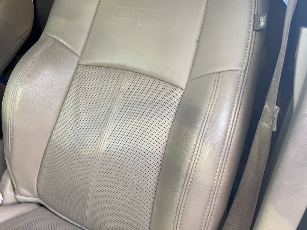 Used 2018 RAM 1500 Laramie w/ Convenience Group AWD/4WD image 11