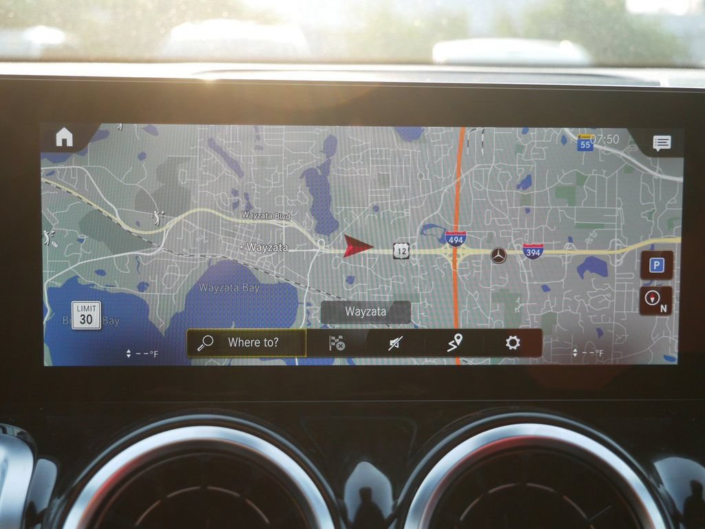 Used 2023 Mercedes-Benz GLB 250 4MATIC image 20