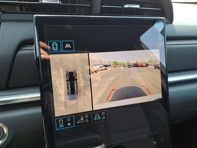 New 2026 GMC Terrain Elevation w/ Technology Package II FWD image 17