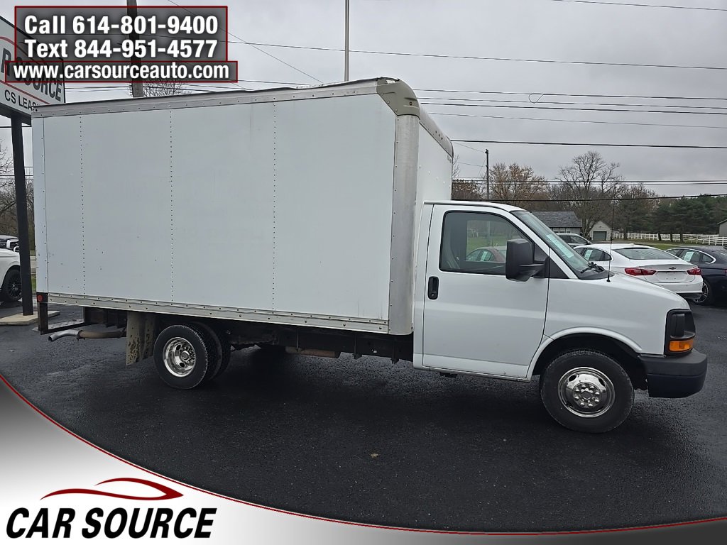 Used 2015 Chevrolet Express 3500 Extended image 6