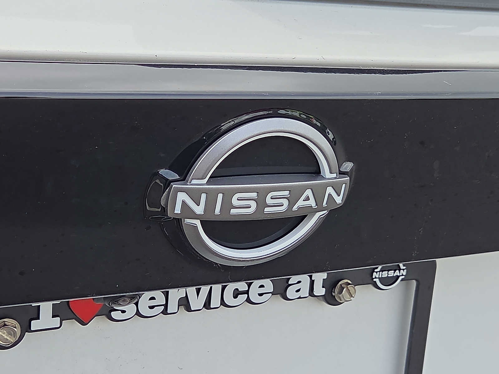 Used 2025 Nissan Kicks SV AWD/4WD image 27
