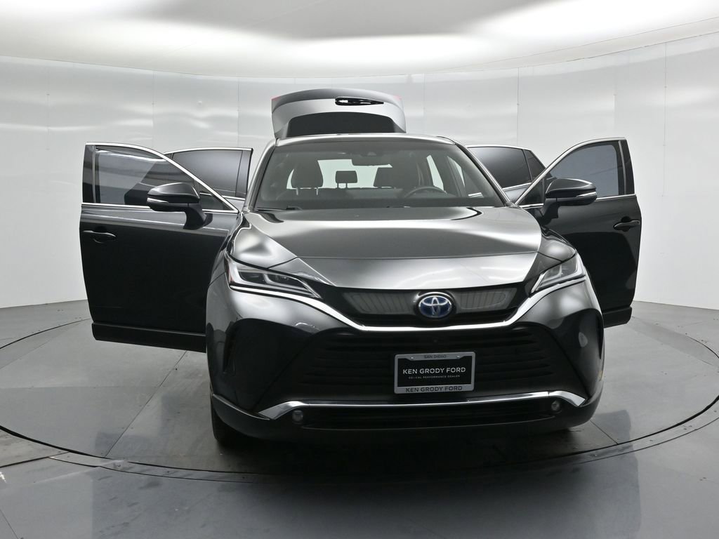 Used 2024 Toyota Venza Limited image 31
