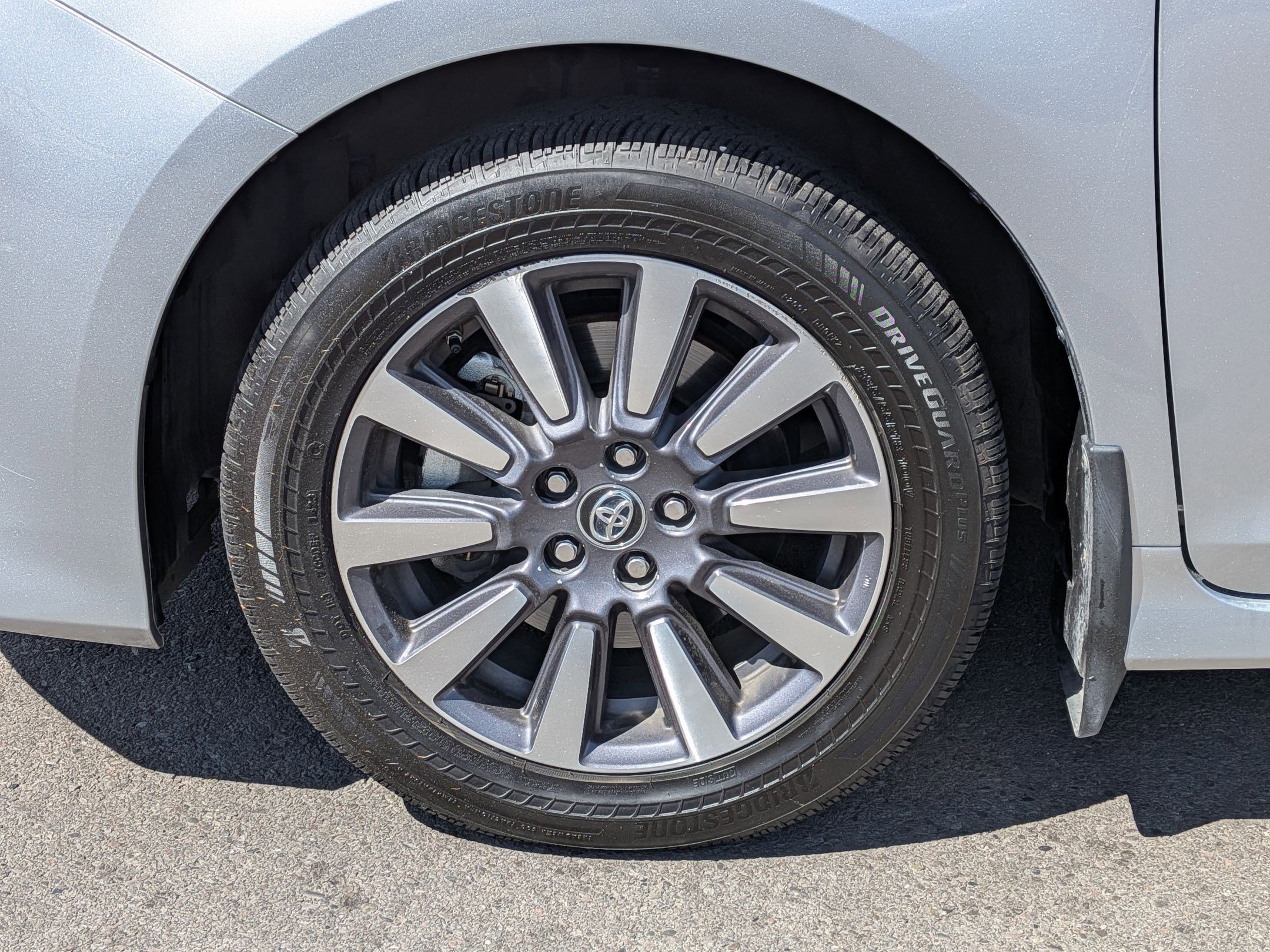 Used 2020 Toyota Sienna Limited Premium image 14