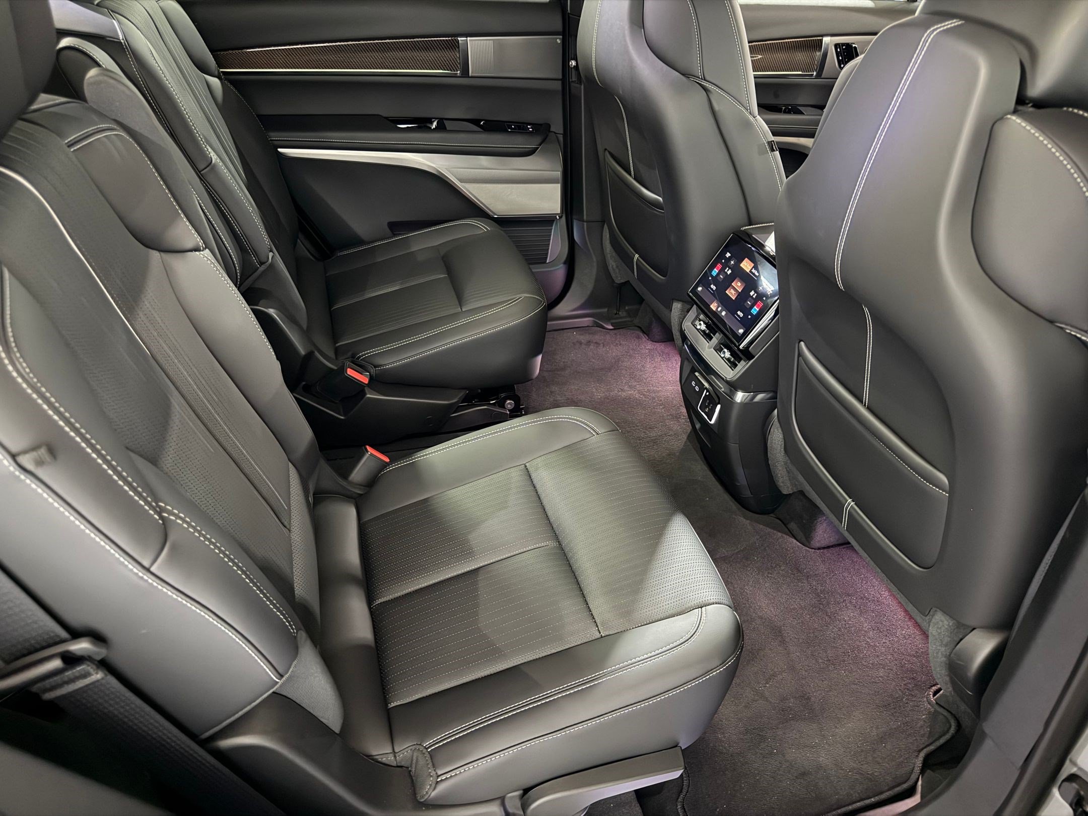 New 2026 Cadillac Vistiq Luxury AWD/4WD image 46
