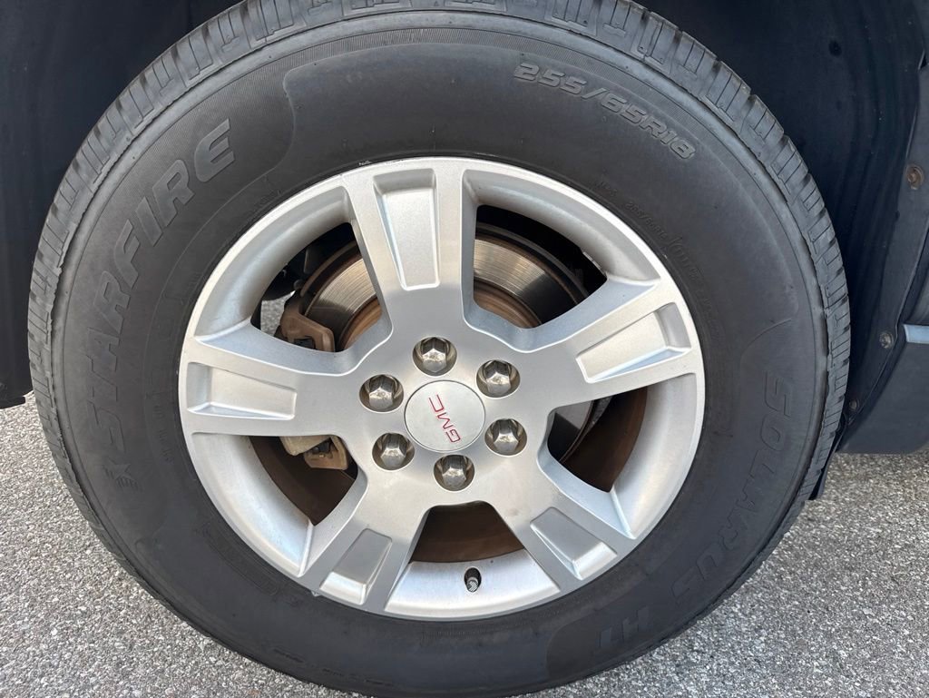 Used 2011 GMC Acadia SLE FWD image 7