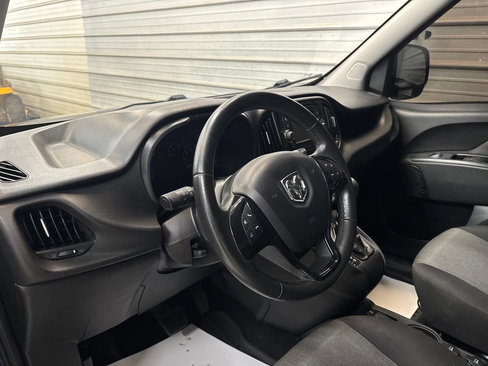 Used 2016 RAM ProMaster City Tradesman SLT w/ Rear Back-up Camera Group FWD image 10
