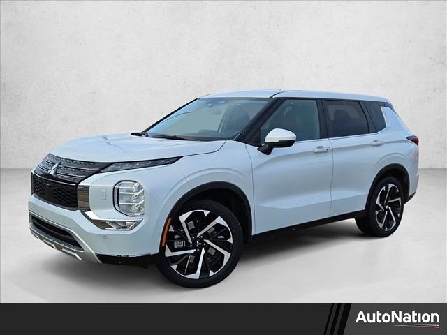 Used 2024 Mitsubishi Outlander SE