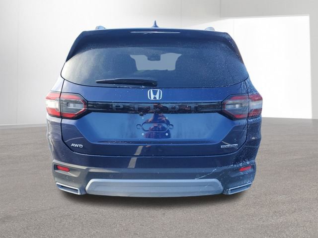 New 2025 Honda Pilot Touring image 15