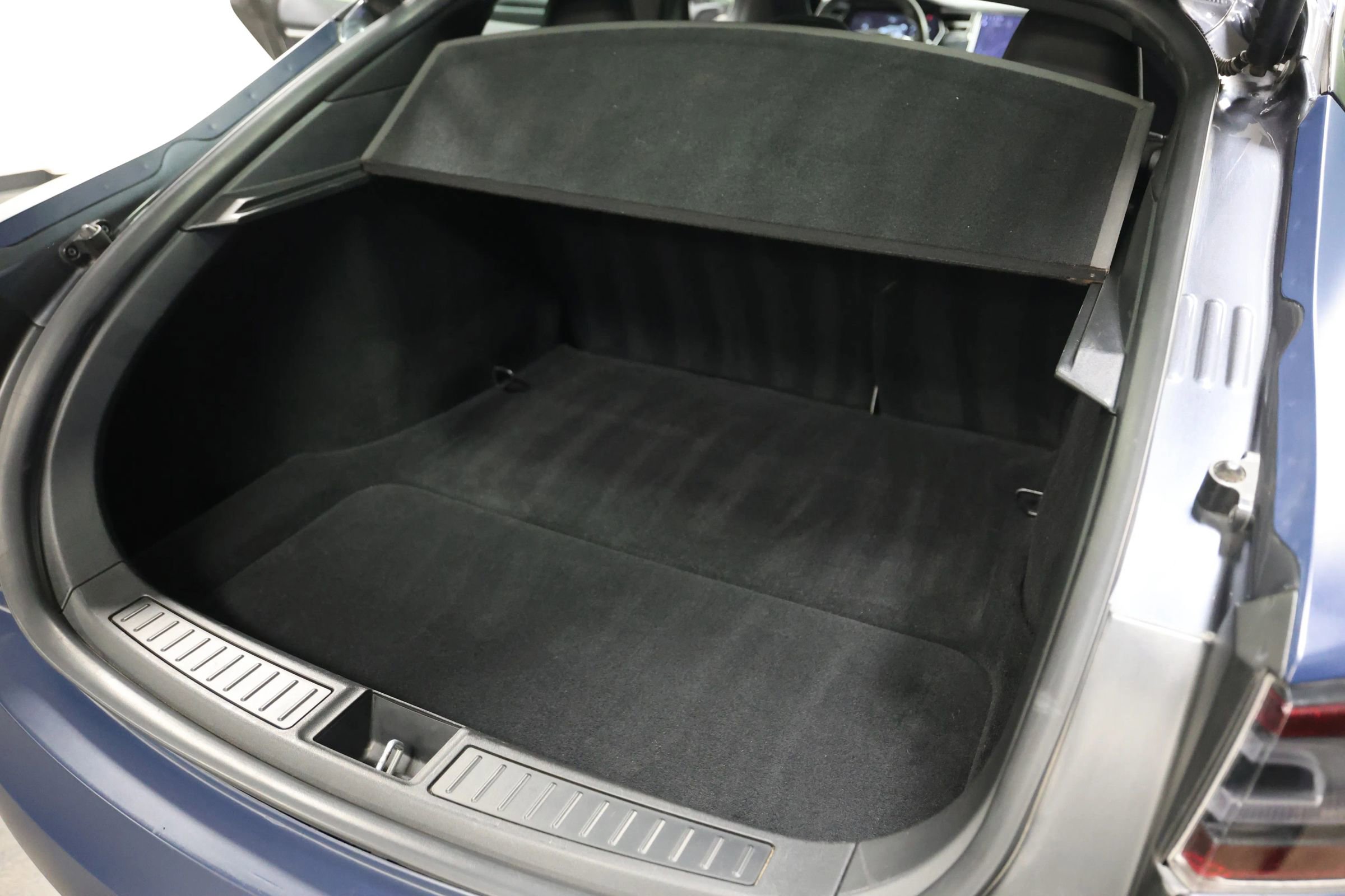 Used 2017 Tesla Model S 90D image 42