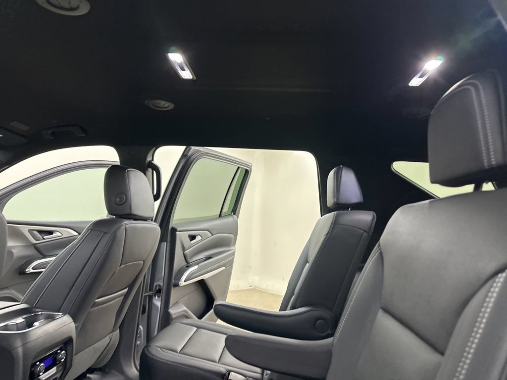 New 2026 Chevrolet Traverse LT w/ Driver Confidence Package AWD/4WD image 28