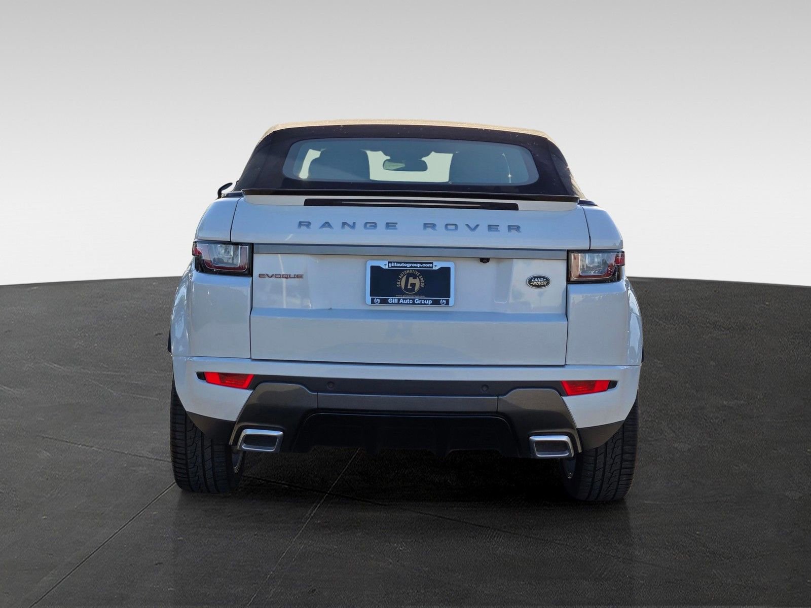 Used 2018 Land Rover Range Rover Evoque SE Dynamic AWD/4WD image 5