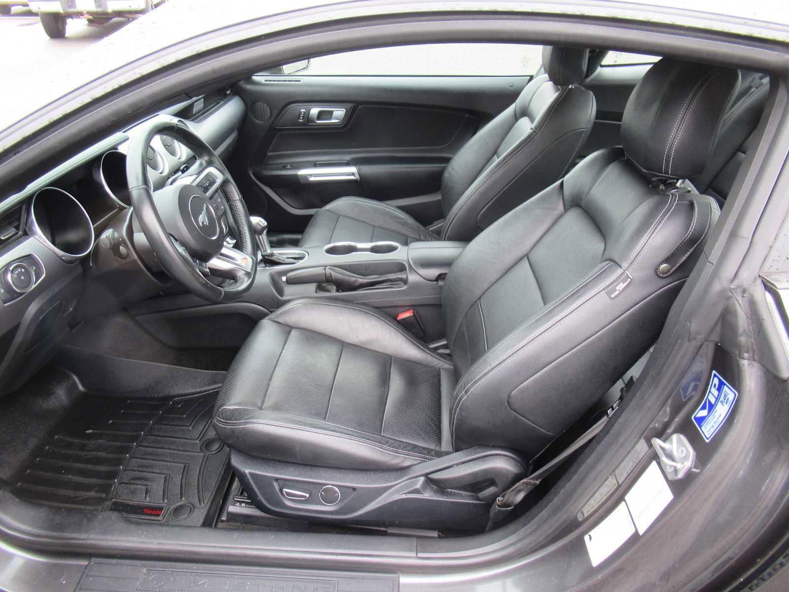 Used 2018 Ford Mustang EcoBoost w/ Equipment Group 101A image 17