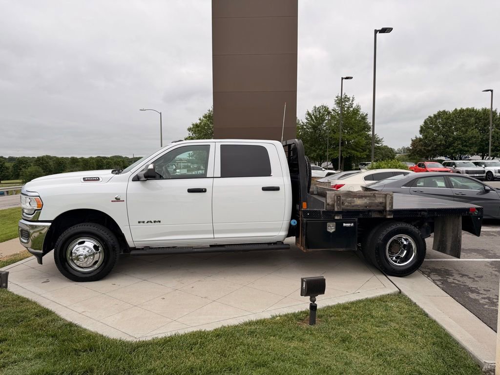 Used 2021 RAM 3500 Tradesman w/ Chrome Appearance Group AWD/4WD image 2