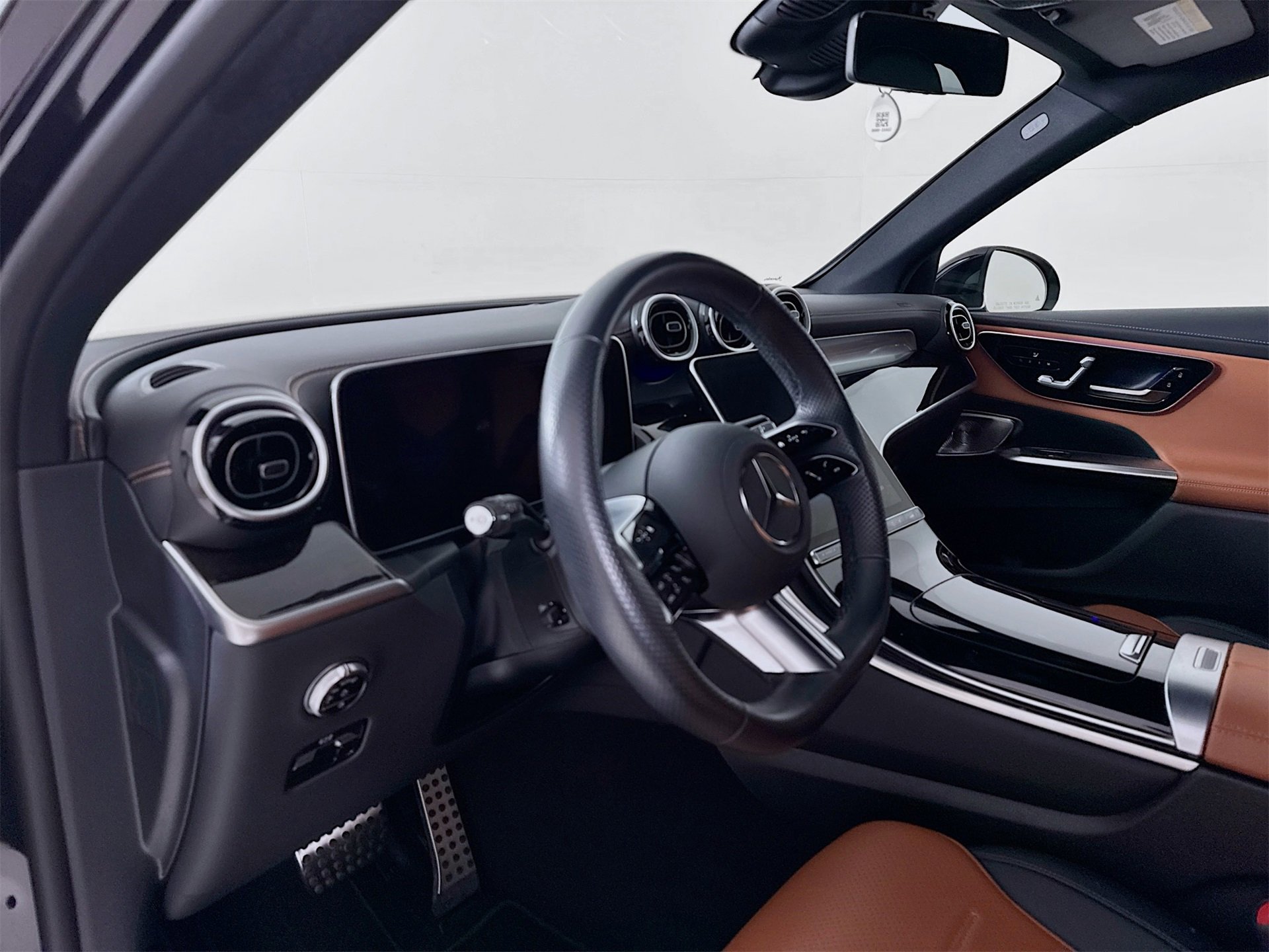 Certified 2024 Mercedes-Benz GLC 300 image 10