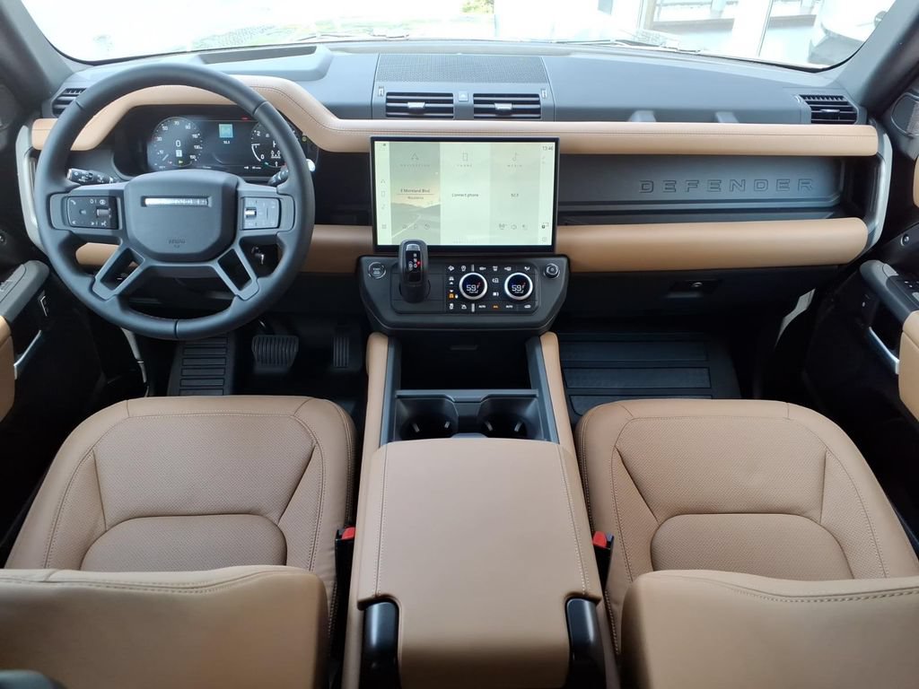 New 2026 Land Rover Defender 130 X-Dynamic SE AWD/4WD image 9