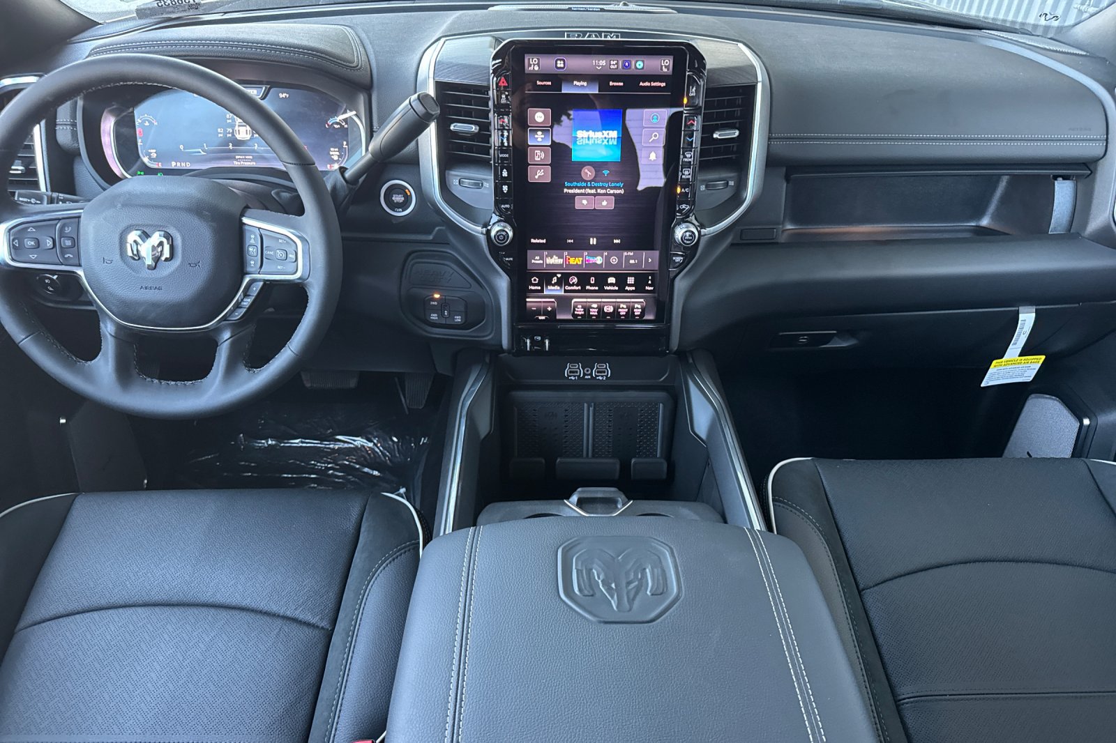 New 2027 RAM 3500 Laramie AWD/4WD image 12