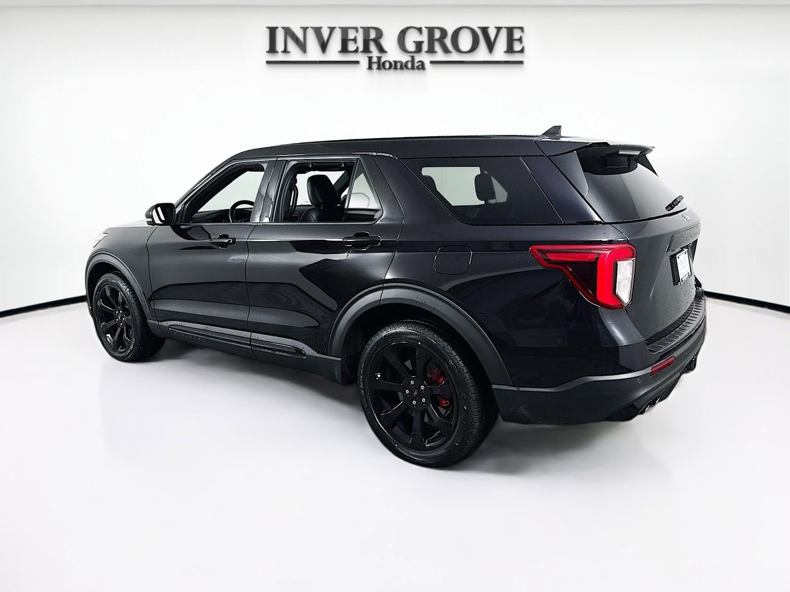 Used 2022 Ford Explorer ST w/ Equipment Group 401A image 7