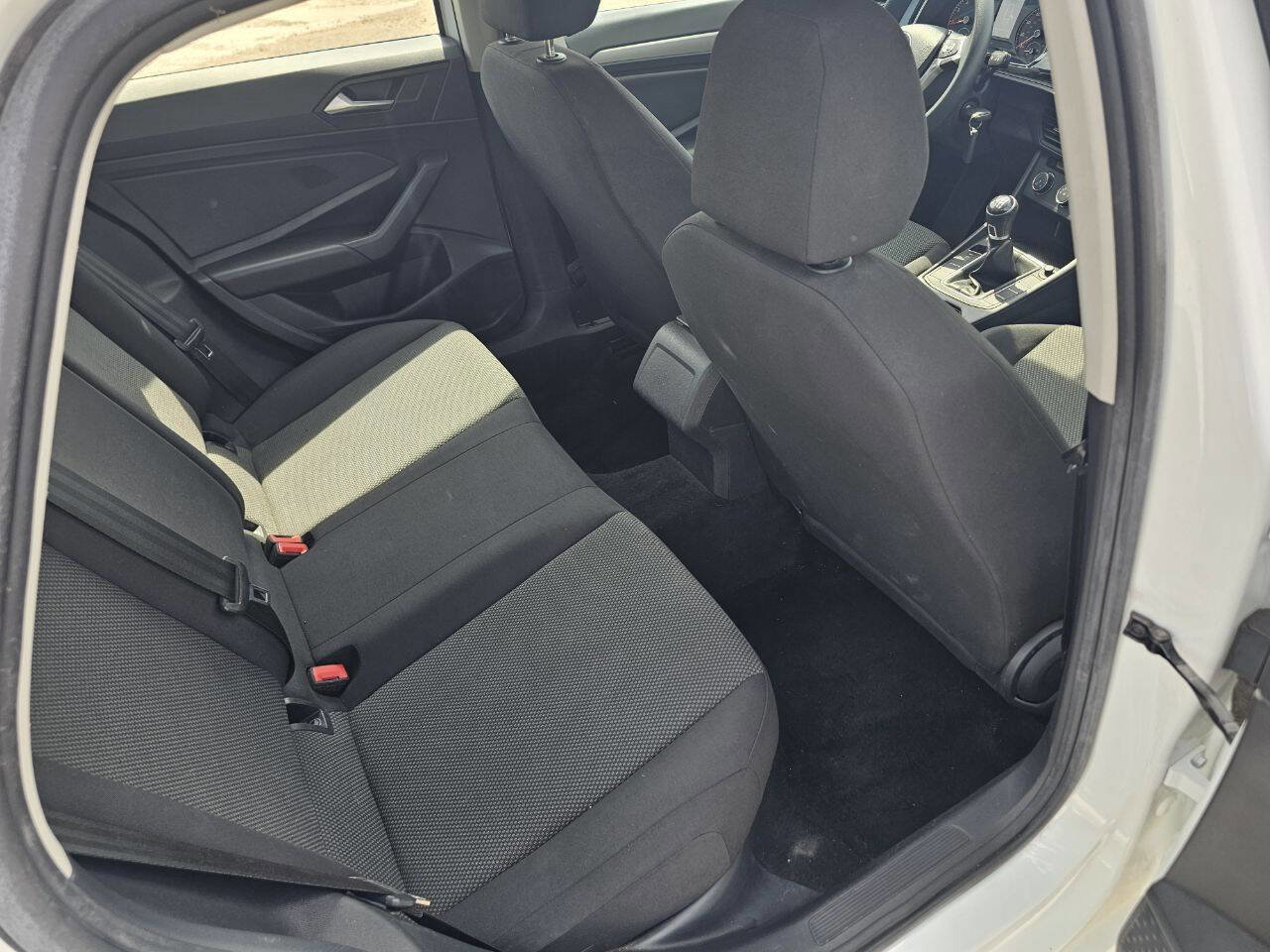 Used 2019 Volkswagen Jetta S image 11